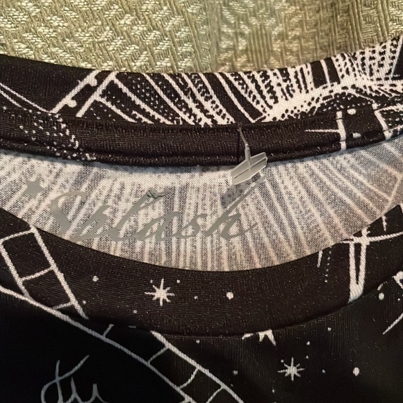 Splash cute and cropped Baby Tee sun and stars black top NWT - Picture 2 of 10